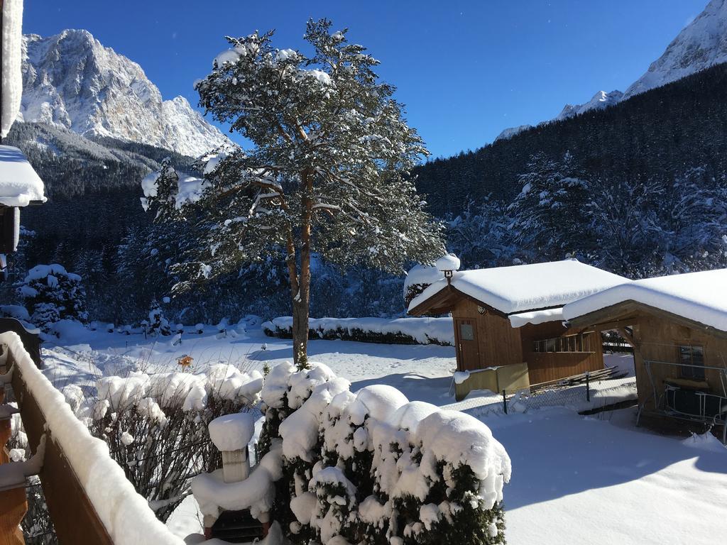 Schneehaus Chalet Ehrwald Exterior foto